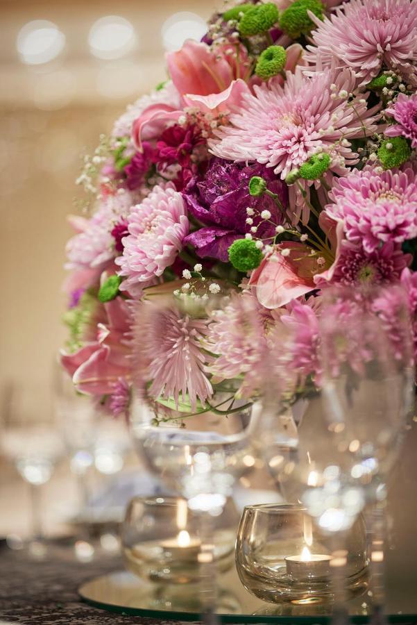 Taj Wellington Mews Hotel 5*